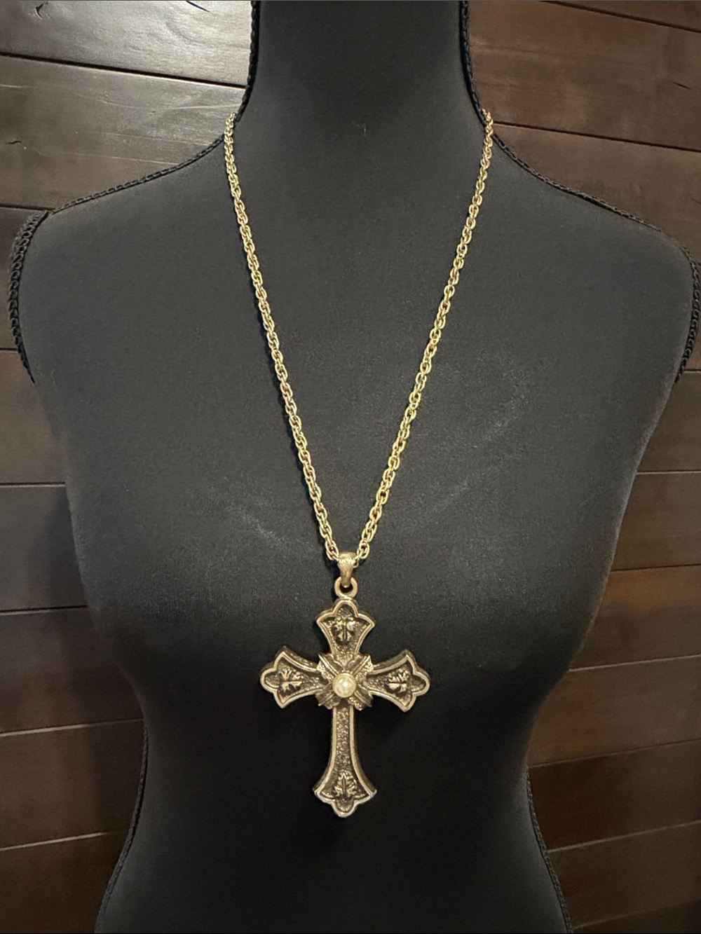 Vintage Sarah Coventry Gold-Tone Ornate Floral Cross Necklace